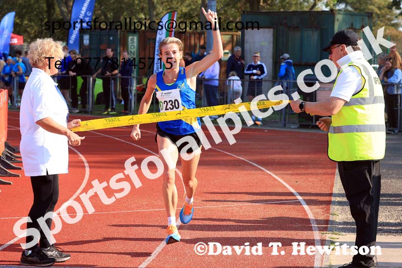 Womens 4 Stage Relay, 2024 Northern Mens 6 and Womens 4 and Youngsters Relays, Stanley Park, Blackpool.  Photo: David T. Hewitson/Sports for All Pics
